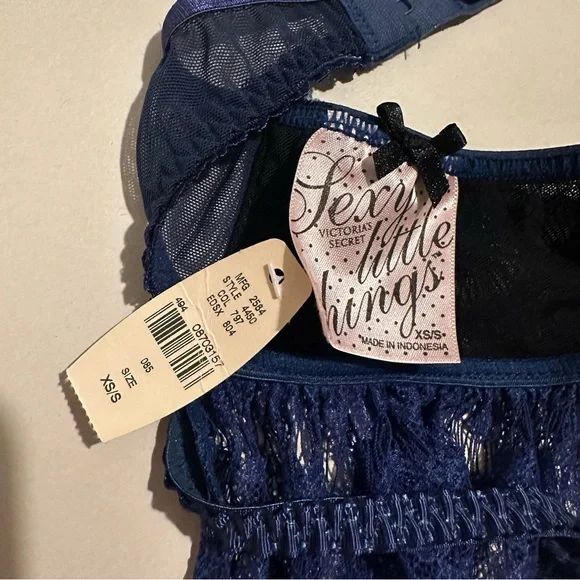 Victoria’s Secret Lace Garter Skirt Blue - Picture 4 of 4